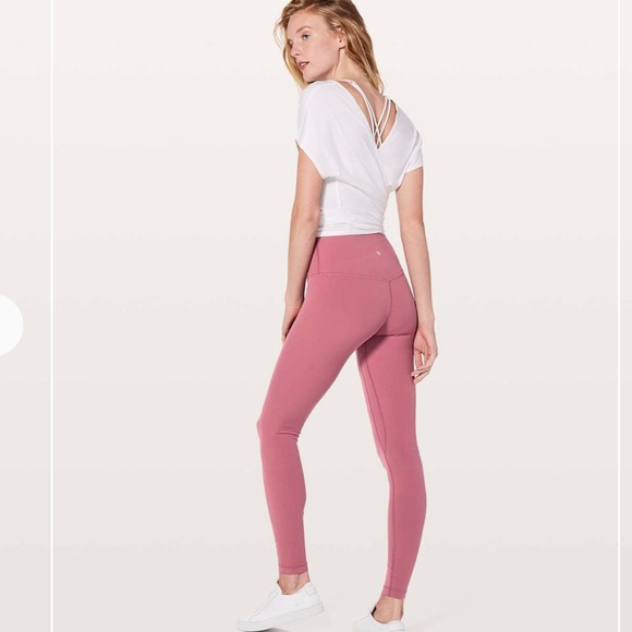 Sold -Lululemon aligns size 6, 25” inseam in MSRS - Picture 1 of 5